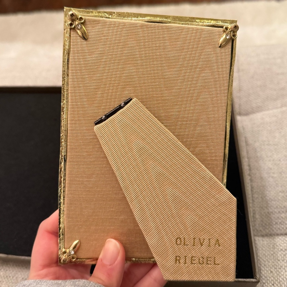 Olivia Riegel Remy Frame - Picture 2 of 5